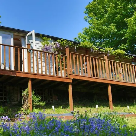 Treetops Lodge, Bantham, South Devon, A Tranquil Rural Retreat Exterior photo